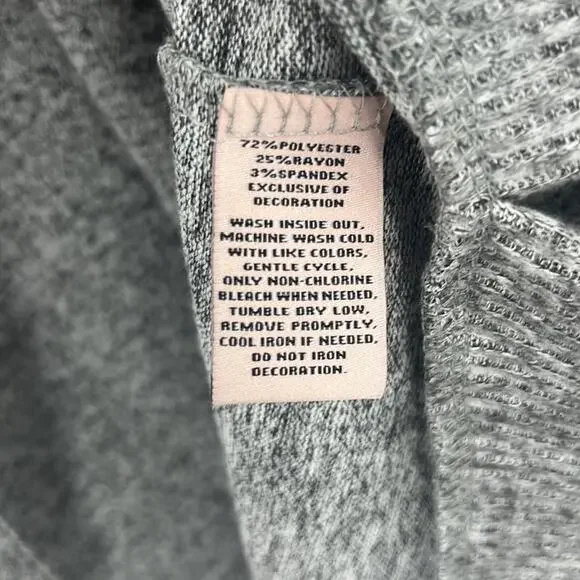 Just in 💫| Juicy Couture Rhinestone Embellishment Women's Pullover Top - Picture 6 of 9